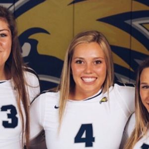 Meet your Posher, Carlee